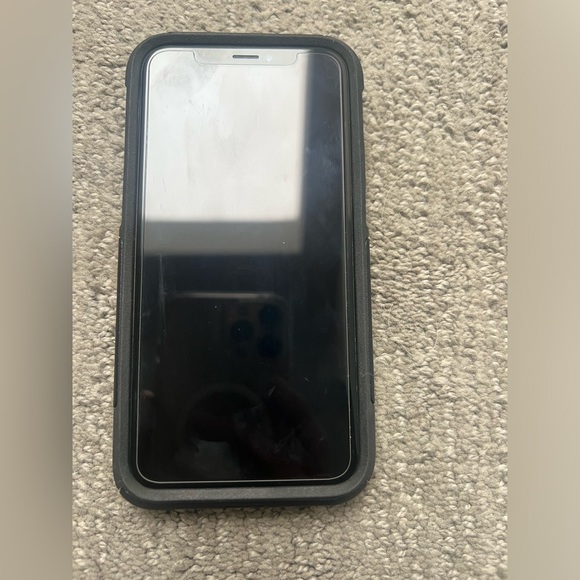 OtterBox Commuter for Iphone X. Excellent, like-new condition. - Picture 6 of 6